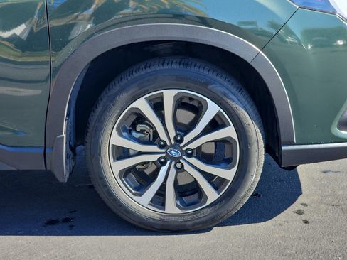 Used 2023 Subaru Forester Limited AWD/4WD image 10