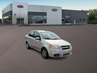 Used 2011 Chevrolet Aveo LT w/ Power and Convenience Package FWD video 2