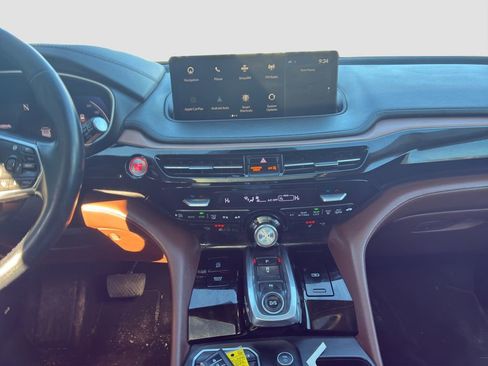 Used 2023 Acura MDX FWD w/ Technology Package image 12