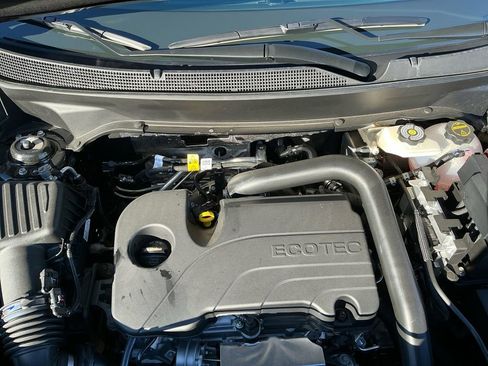 Used 2026 Chevrolet Equinox LT w/ Convenience Package II image 25