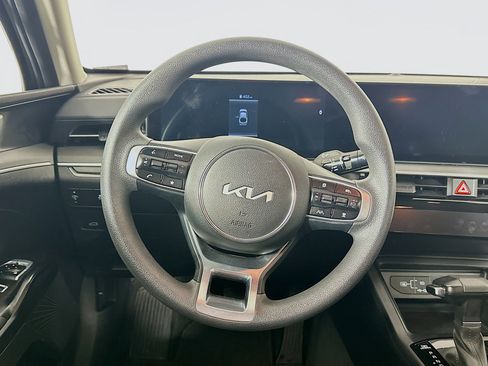 Used 2025 Kia K5 LXS image 18