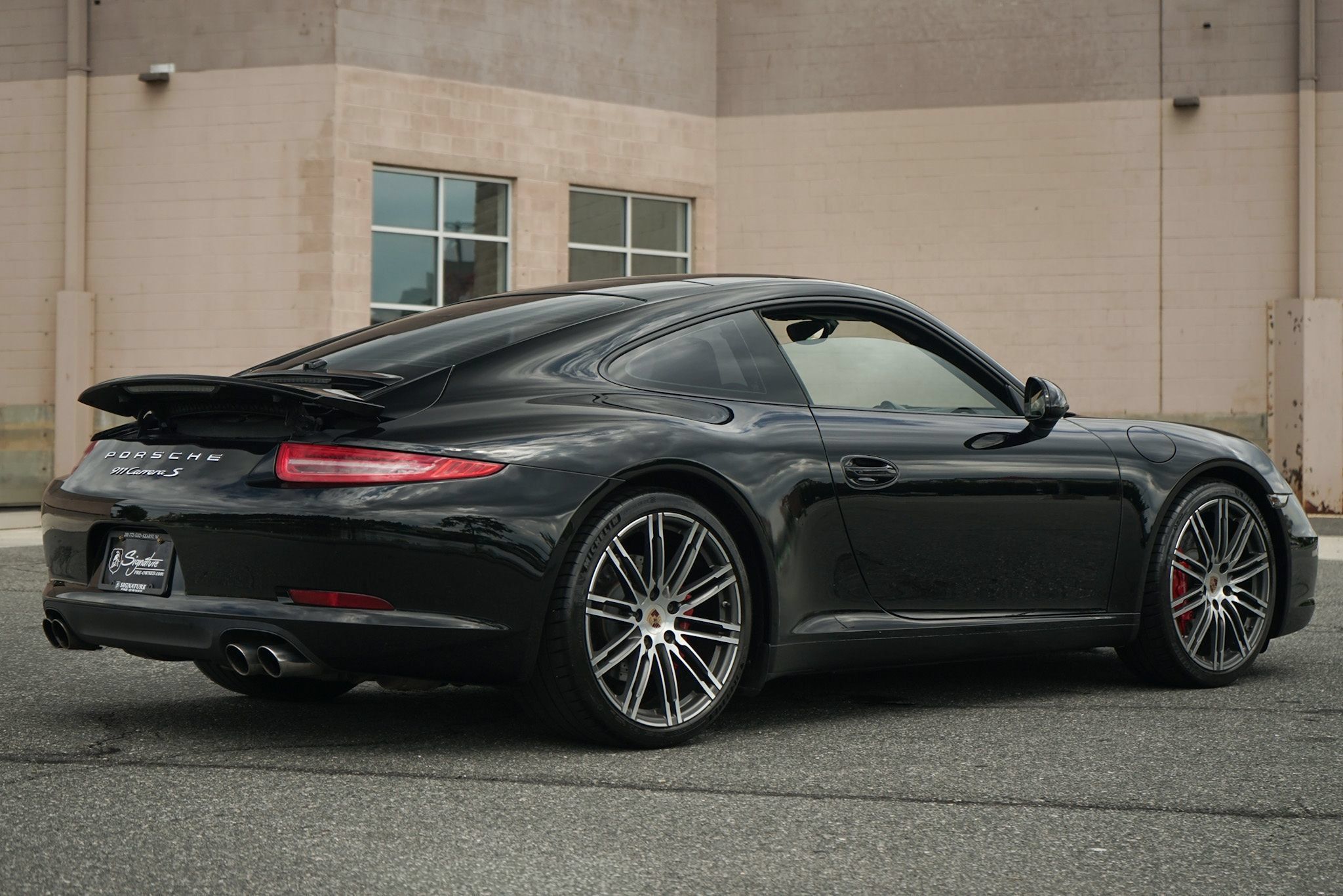 Used 2014 Porsche 911 Carrera S RWD image 4