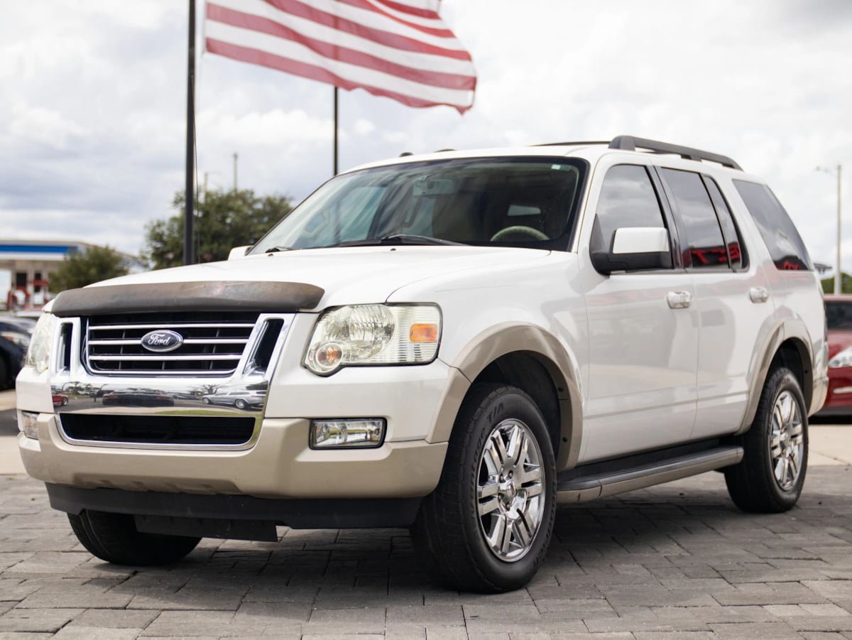 Used 2010 Ford Explorer Eddie Bauer RWD image 6