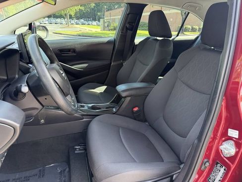 Used 2022 Toyota Corolla LE FWD image 11
