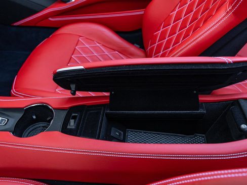 Used 2016 Ferrari California T image 34