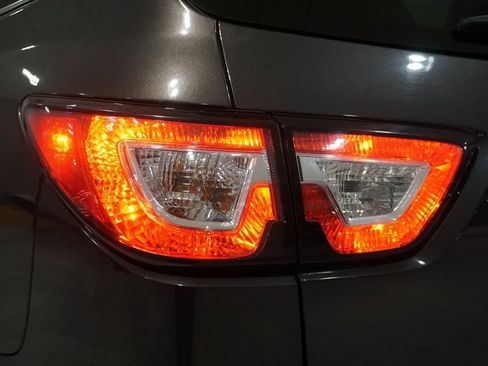 Used 2015 Chevrolet Traverse LT w/ Style and Technology Package image 31