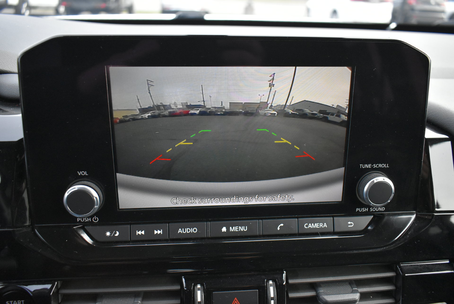 Used 2025 Nissan Pathfinder SV AWD/4WD image 27