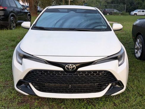 Used 2025 Toyota Corolla SE FWD image 2