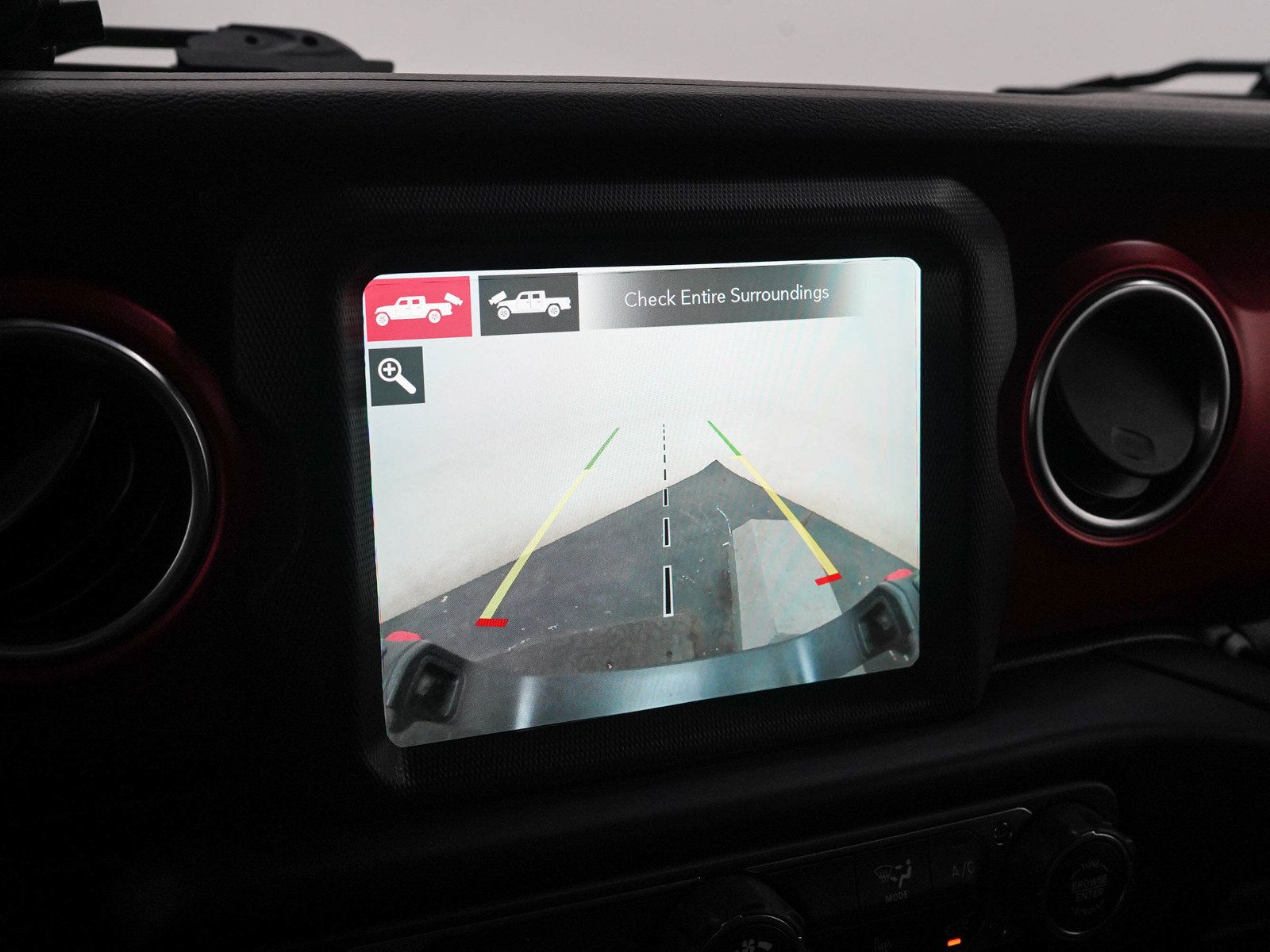 Used 2022 Jeep Gladiator Rubicon w/ LED Lighting Group AWD/4WD image 19