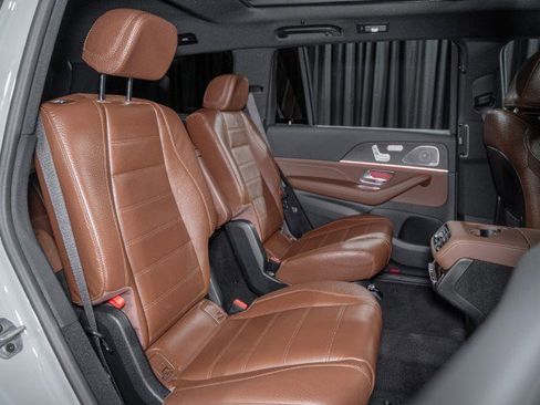 New 2026 Mercedes-Benz GLS 450 4MATIC image 14
