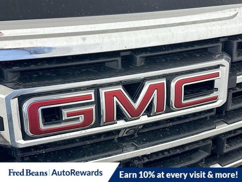 New 2026 GMC Acadia Elevation w/ Elevation Premium Package image 19