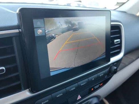 New 2026 Hyundai Venue SEL FWD image 24