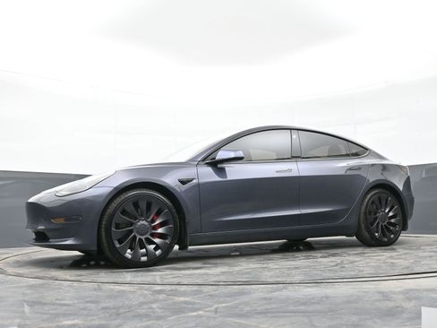 Used 2022 Tesla Model 3 Performance image 35