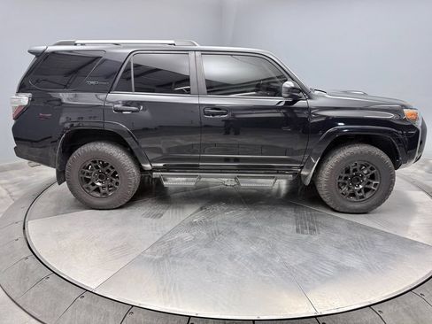 Used 2018 Toyota 4Runner TRD Pro AWD/4WD image 4