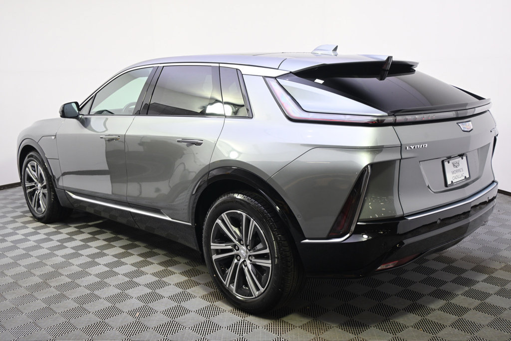 New 2026 Cadillac Lyriq Luxury AWD/4WD image 3