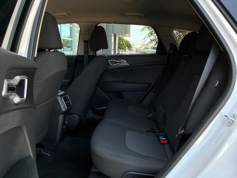 Used 2026 Kia Sportage LX FWD image 11