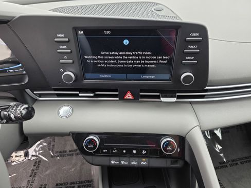 New 2025 Hyundai Elantra Sport image 23