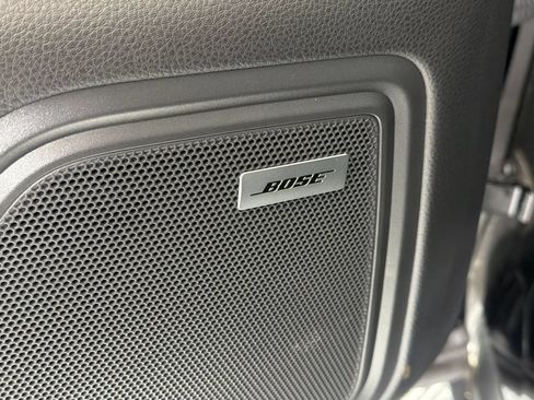 Certified 2024 Porsche Macan AWD/4WD image 29