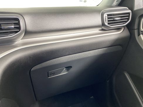 Used 2022 Ford Explorer XLT w/ Equipment Group 202A image 30