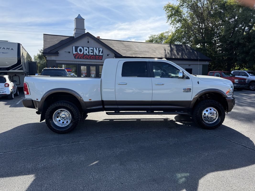 Used 2018 RAM 3500 Laramie Longhorn w/ Protection Group AWD/4WD image 6