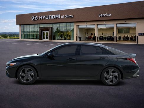 New 2026 Hyundai Elantra SEL Sport FWD image 3