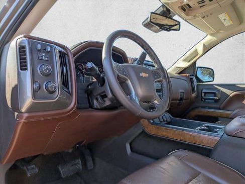 Used 2015 Chevrolet Silverado 1500 High Country w/ High Country Premium Package image 10