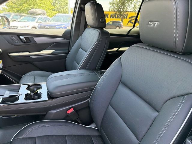 New 2026 Buick Enclave Sport Touring AWD/4WD image 17