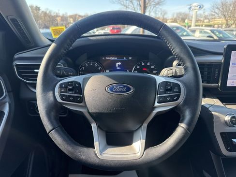 Used 2023 Ford Explorer XLT w/ Equipment Group 202A image 12
