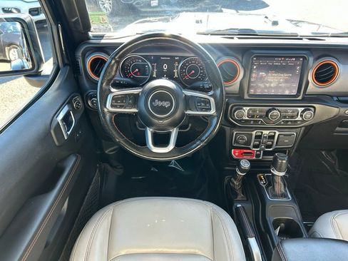 Used 2021 Jeep Gladiator Mojave image 6