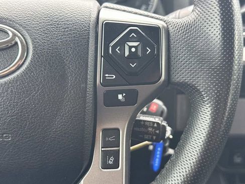 Used 2022 Toyota Tacoma SR5 image 28