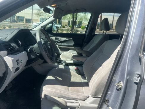Used 2016 Honda Pilot LX image 6