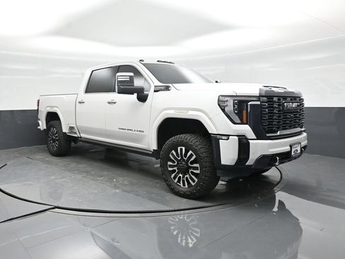 Used 2024 GMC Sierra 2500 Denali Ultimate w/ Max Trailering Package AWD/4WD image 20