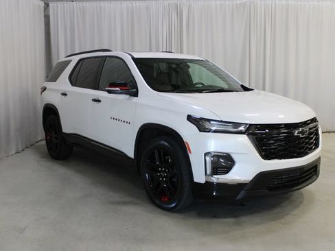 Used 2023 Chevrolet Traverse Premier w/ Redline Edition AWD/4WD image 30