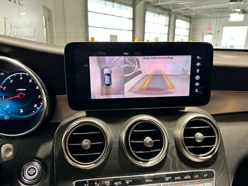 Used 2020 Mercedes-Benz GLC 300 4MATIC Coupe image 10