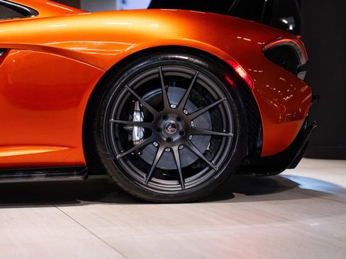 Used 2014 McLaren P1 image 26