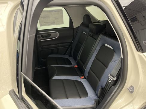 New 2025 Ford Bronco Sport Outer Banks w/ Outer Banks Tech Package+ image 11