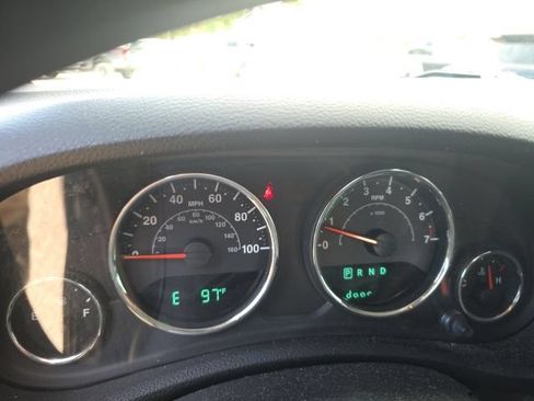 Used 2017 Jeep Wrangler Unlimited Sport AWD/4WD image 9
