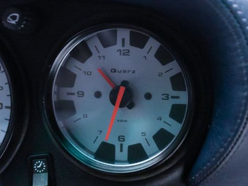 Used 1996 Porsche 911 image 64