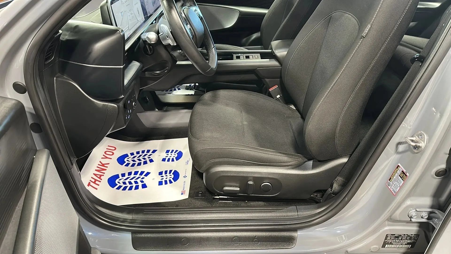 Used 2023 Hyundai Ioniq 6 SE AWD/4WD image 9