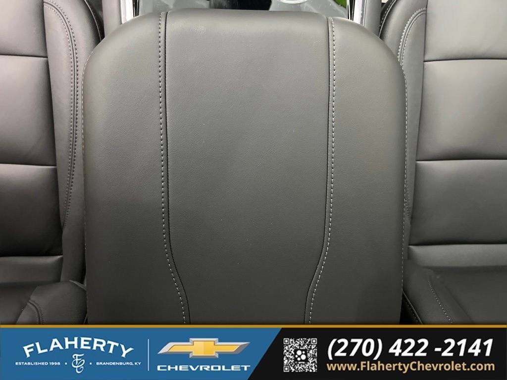 New 2026 Chevrolet Tahoe Z71 w/ Z71 Off-Road Package AWD/4WD image 32