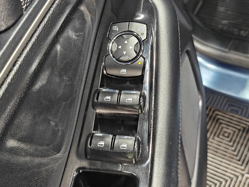 Used 2019 Ford Edge SEL w/ Equipment Group 201A AWD/4WD image 47