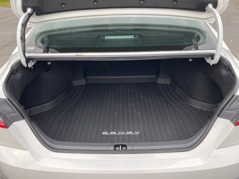 New 2026 Toyota Camry SE image 17