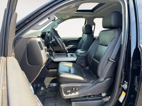 Used 2019 Chevrolet Silverado 2500 LTZ w/ Duramax Plus Package AWD/4WD image 7