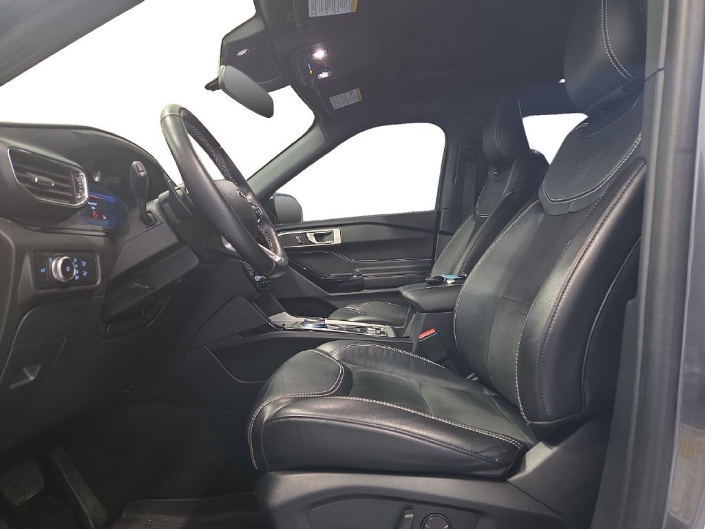 Used 2022 Ford Explorer ST w/ ST Street Pack AWD/4WD image 23