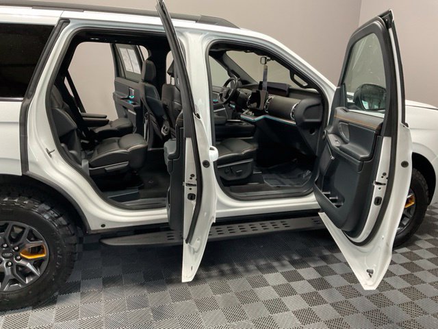 Used 2025 Ford Expedition Tremor AWD/4WD image 21
