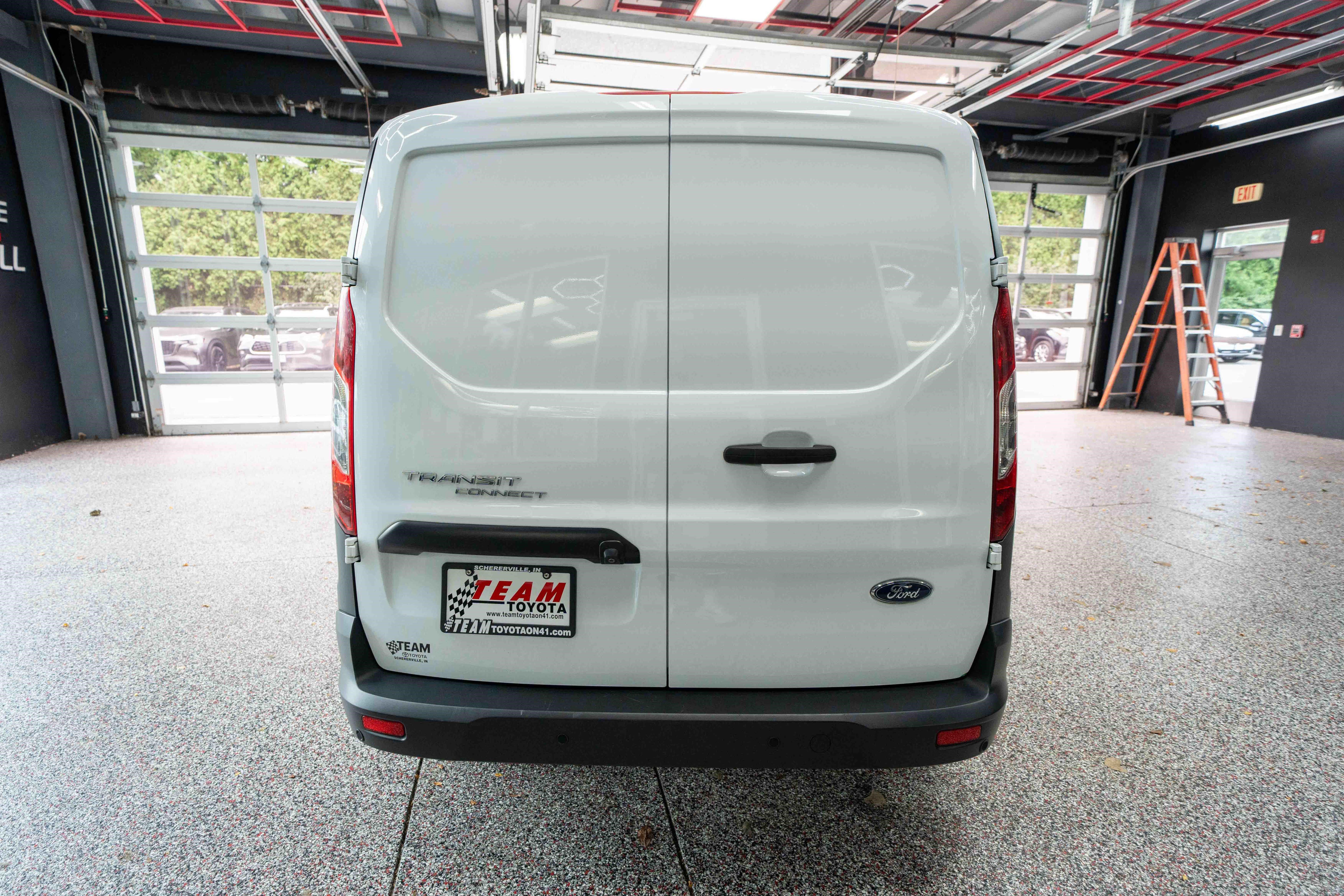 Used 2022 Ford Transit Connect XL FWD image 3
