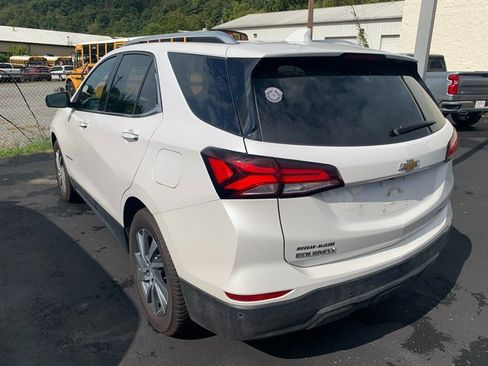 Used 2023 Chevrolet Equinox Premier image 4