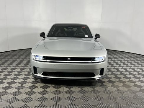 Used 2025 Dodge Charger R/T Scat Pack w/ Track Pack image 11