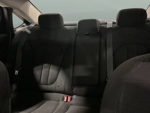 Used 2016 Chrysler 200 Limited w/ Convenience Group FWD image 18