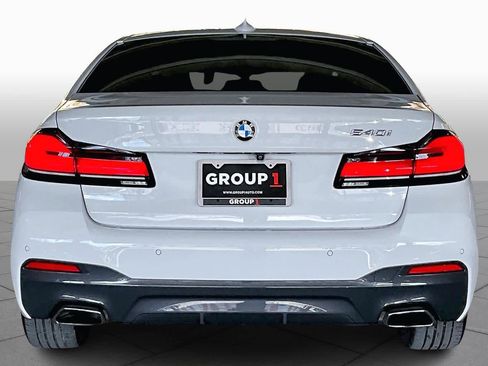 Used 2022 BMW 540i w/ Executive Package image 4